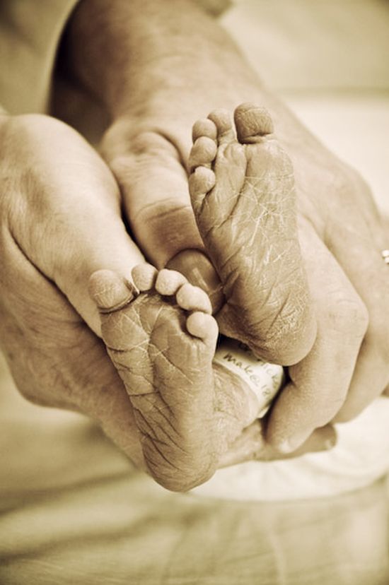 10 fotó, amit a baba életének első napján készíts el