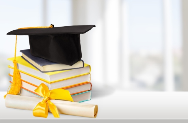 Minden harmadik diák idő előtt esik ki a felsőoktatásból Minden harmadik diák idő előtt esik ki a felsőoktatásból