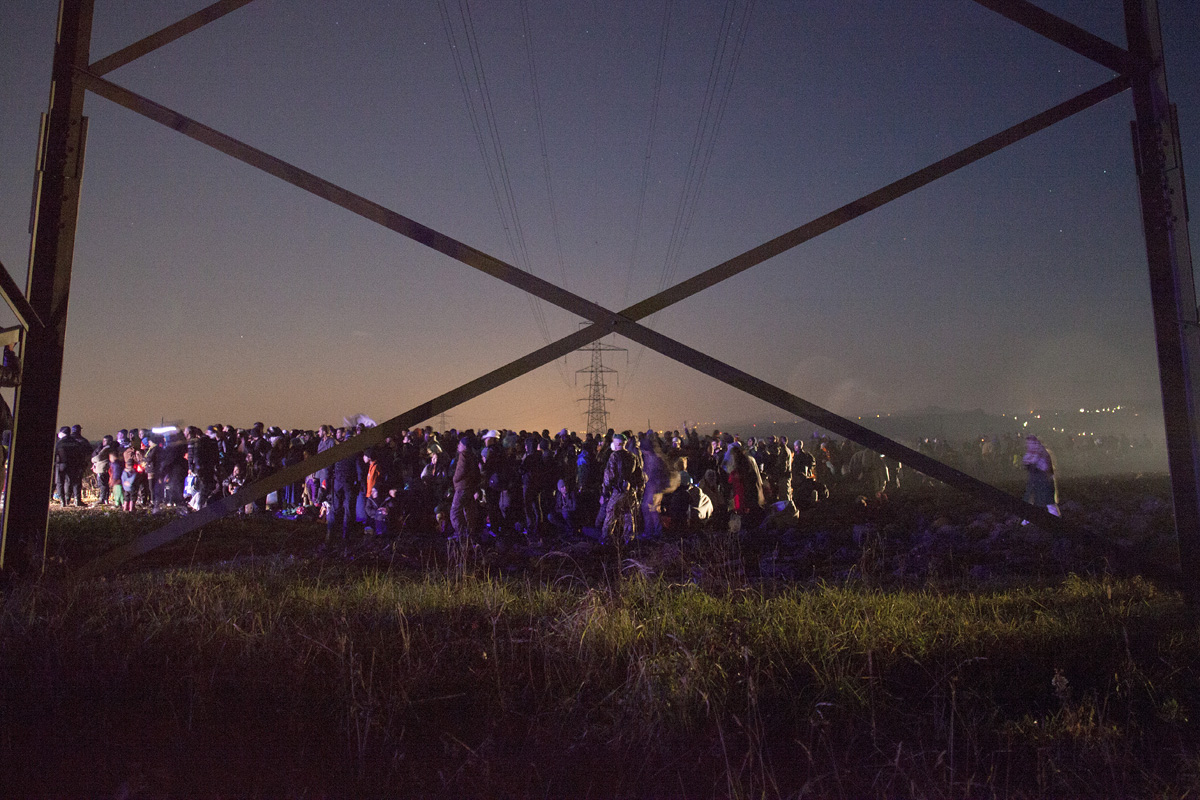 Menekültek a szlovén határnál