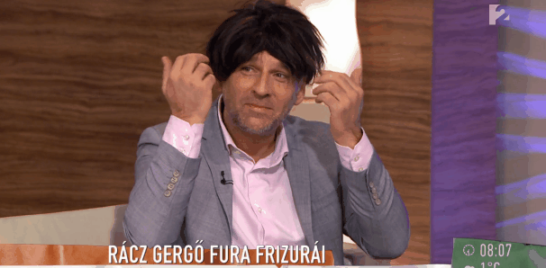 Demcsák Zsuzsa dögös vörös lett Demcsák Zsuzsa dögös vörös lett