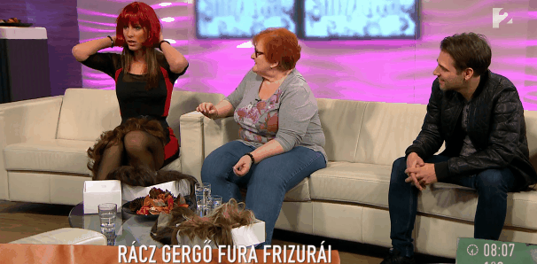 Demcsák Zsuzsa dögös vörös lett Demcsák Zsuzsa dögös vörös lett