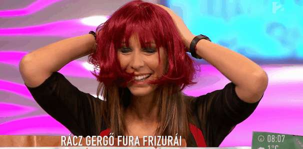 Demcsák Zsuzsa dögös vörös lett Demcsák Zsuzsa dögös vörös lett