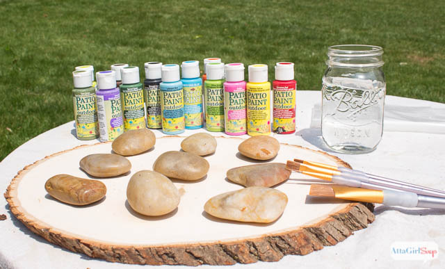 DIY: pofonegyszerű mesetársas házilag