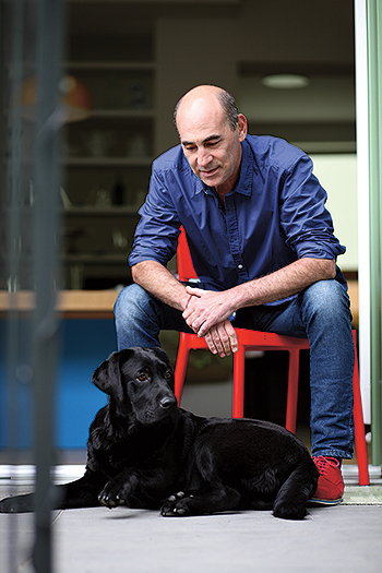 10 fotó a ma 57 éves Kulka Jánosról, amit ő is kitenne a falra 10 fotó a ma 57 éves Kulka Jánosról, amit ő is kitenne a falra