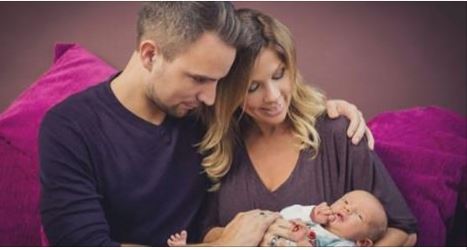 Pirner Alma fia ezért kapott szokatlan nevet