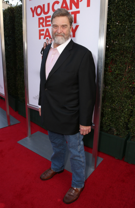 Mínusz 100 kiló, és tovább fogy John Goodman