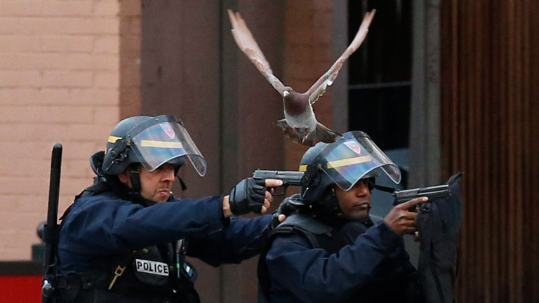 Francia rendőrök Saint-Denis-ben