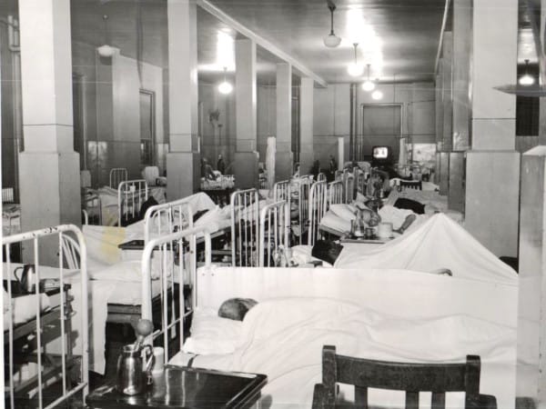 Az év ingatlanajánlata: eladó a kísértetjárta elmegyógyintézet