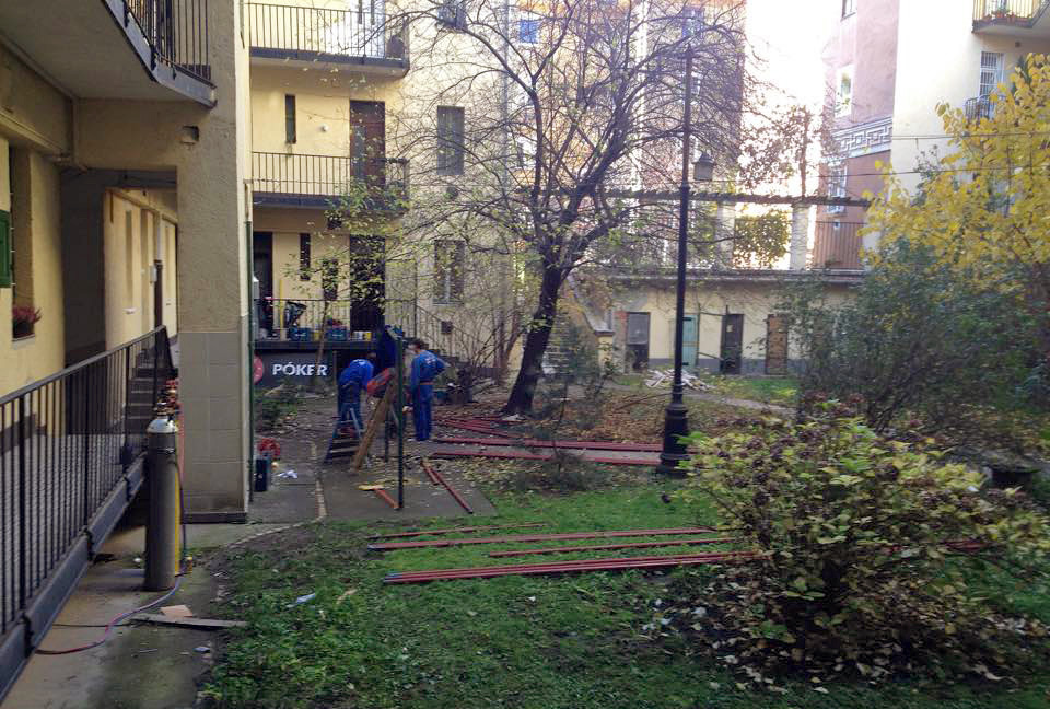 Gáz van, mert nincs gáz – még mindig nincs fűtés a Bécsi út 92.-ben Gáz van, mert nincs gáz – még mindig nincs fűtés a Bécsi út 92.-ben