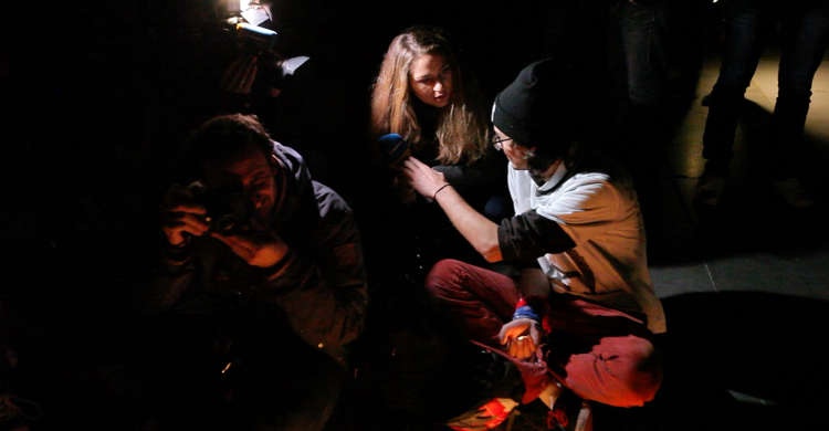 Nászút Párizsban: így látták a friss házasok a terrort a francia fővárosban - képek Nászút Párizsban: így látták a friss házasok a terrort a francia fővárosban - képek