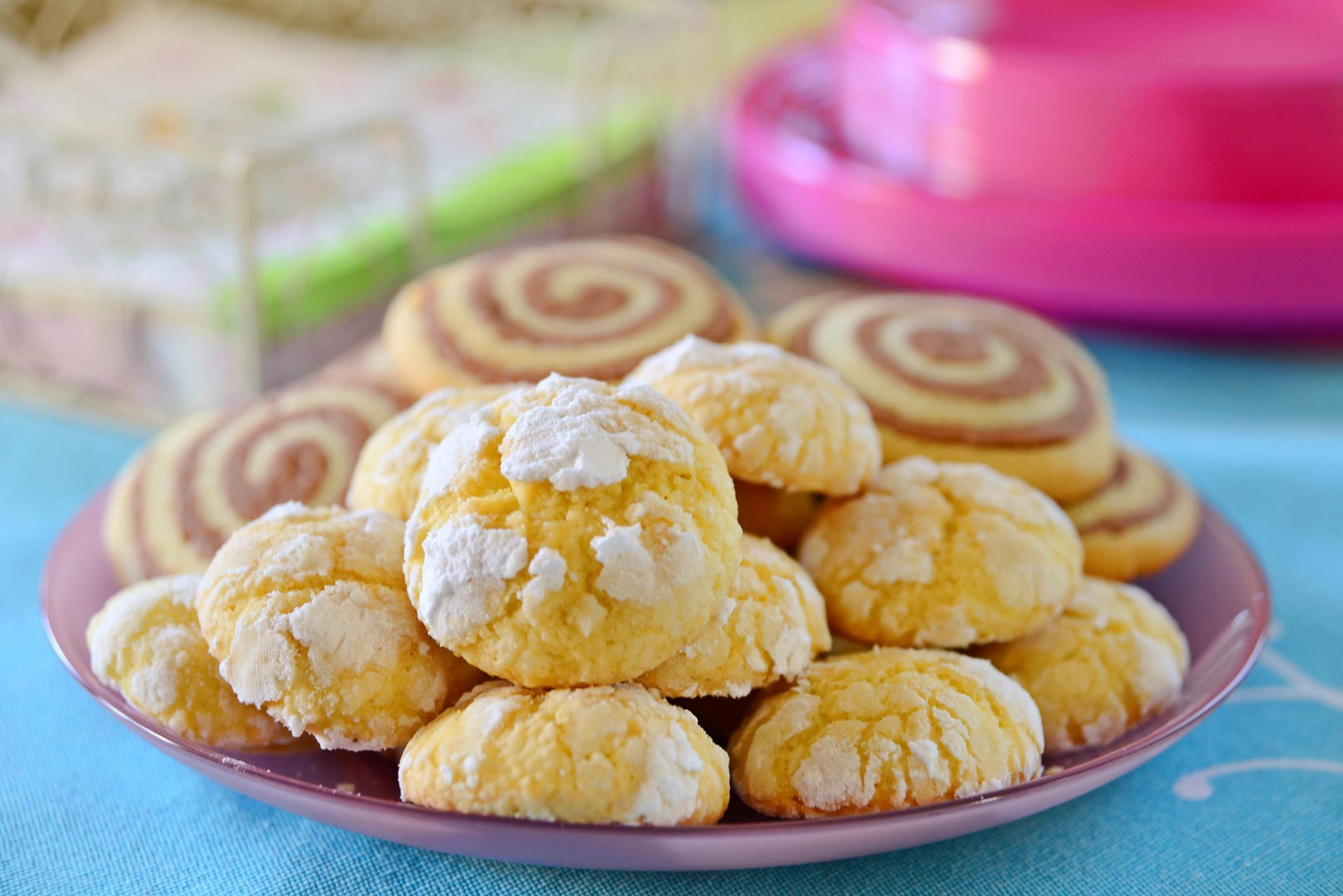 Már most töltsd fel a kekszes dobozt!