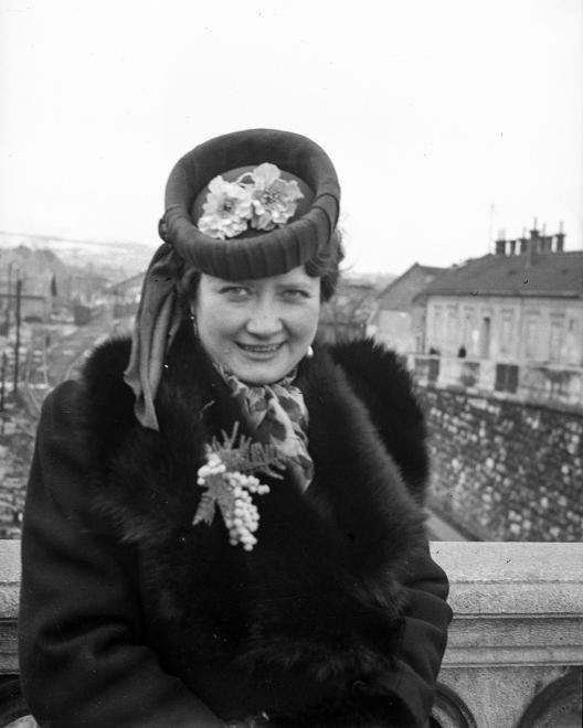 Ilyen csodálatosan elegánsak voltak nagyanyáink a régi teleken - galéria