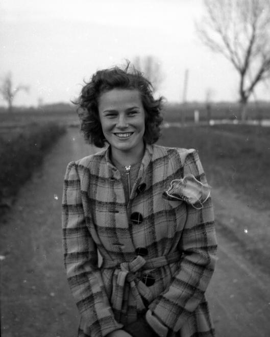 Ilyen csodálatosan elegánsak voltak nagyanyáink a régi teleken - galéria