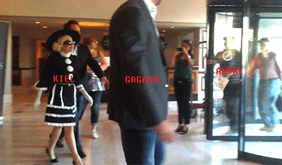 10 fotó Adele szuperszexi testőréről