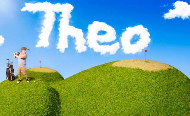 A férj terepasztalt csinált a terhes feleség idomaiból - fotók A férj terepasztalt csinált a terhes feleség idomaiból - fotók