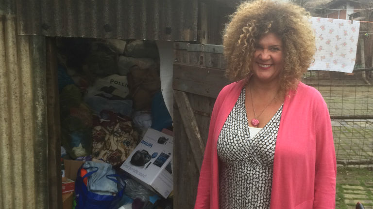 A kép a telepen készült, miután leraktuk a sok holmit.