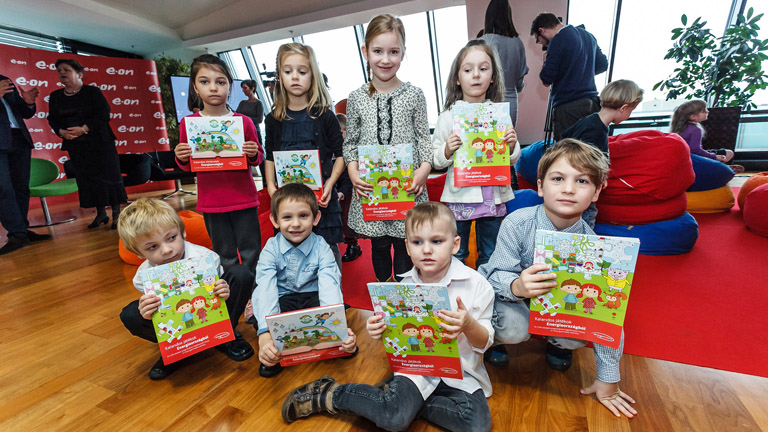 Nyerj Energiakaland mesekönyvet és foglalkoztató füzetet!  