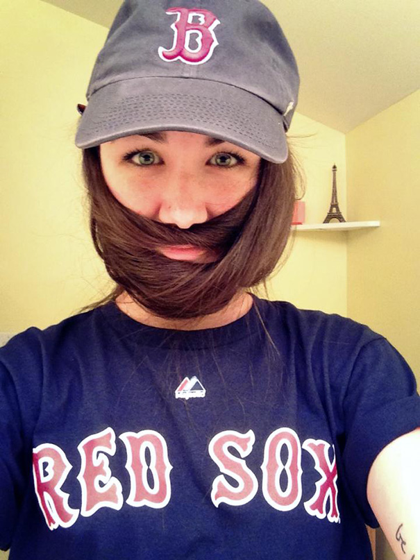 Női szakállőrület terjed az Instagramon