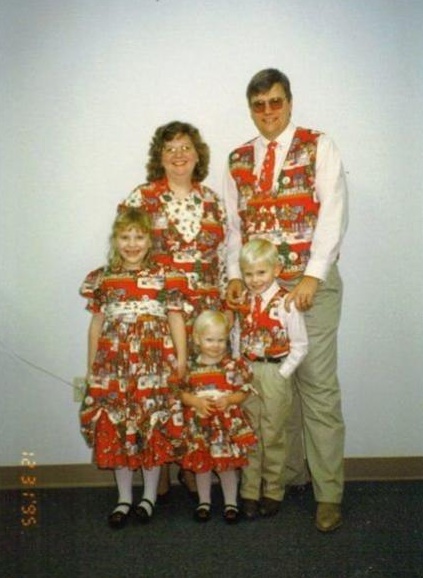 10 csúnya karácsonyi pulcsi, amire nincs magyarázat 10 csúnya karácsonyi pulcsi, amire nincs magyarázat