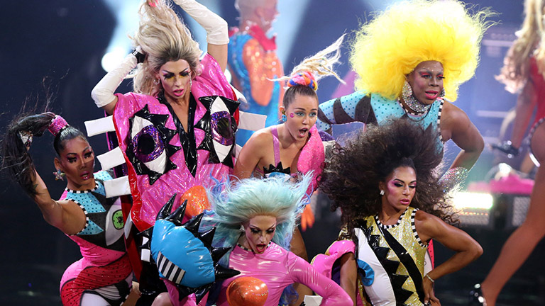 Ezek voltak 2015 legnagyobb divatbakijai