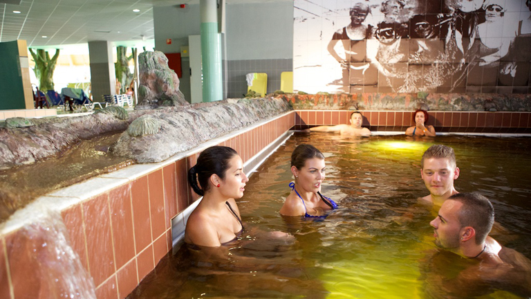 Wellness élmények és téli szórakozás Hajdúszoboszlón Wellness élmények és téli szórakozás Hajdúszoboszlón