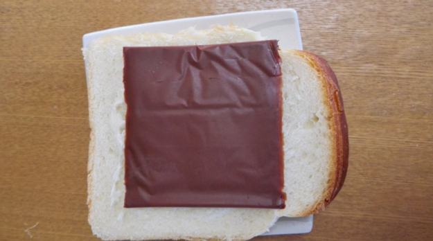 A szeletelt sajtok után már szeletelt csoki is kapható