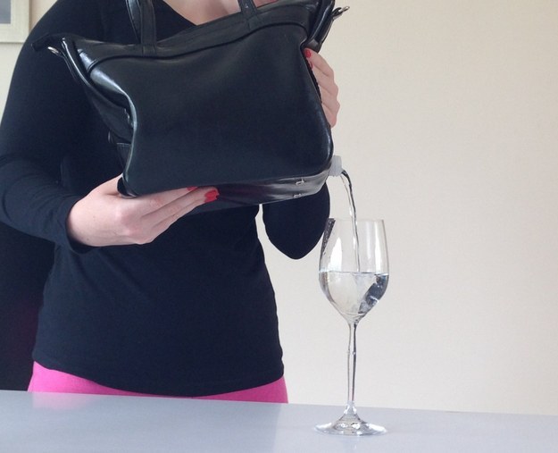 Így viheted magaddal a jókedvet mindenhová: briliáns megoldások az alkohol elrejtésére