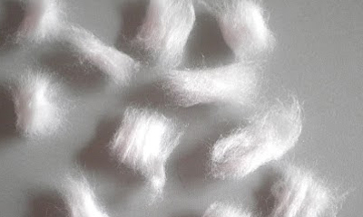 Így távolítsd el maradéktalanul a körömlakkot a körmeidről!