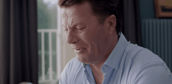 Az ágyból a bömbölésbe rohan Stohl András