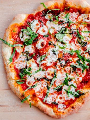 Így készül a tökéletes házi pizza tészta