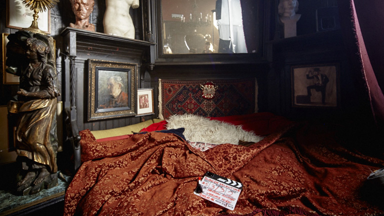 A műsor fő témája a szerelem, a féltékenység, a dráma és persze a vér