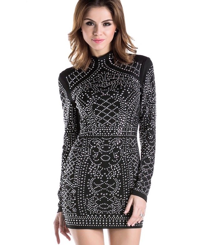 Bandázs, strassz és csipke – ez lesz a trend 2016-ban