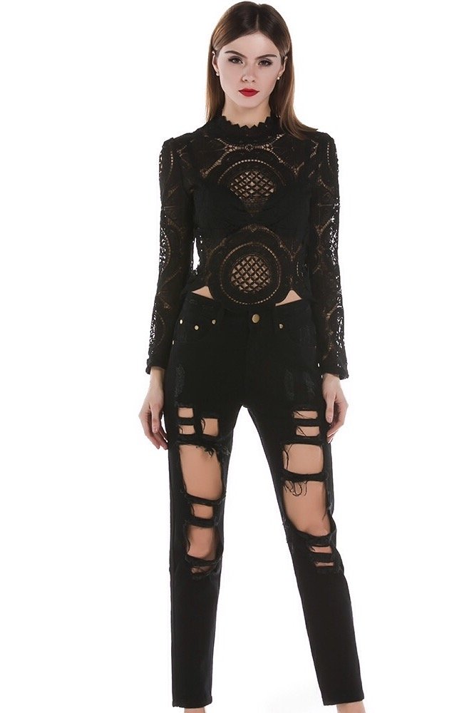 Bandázs, strassz és csipke – ez lesz a trend 2016-ban