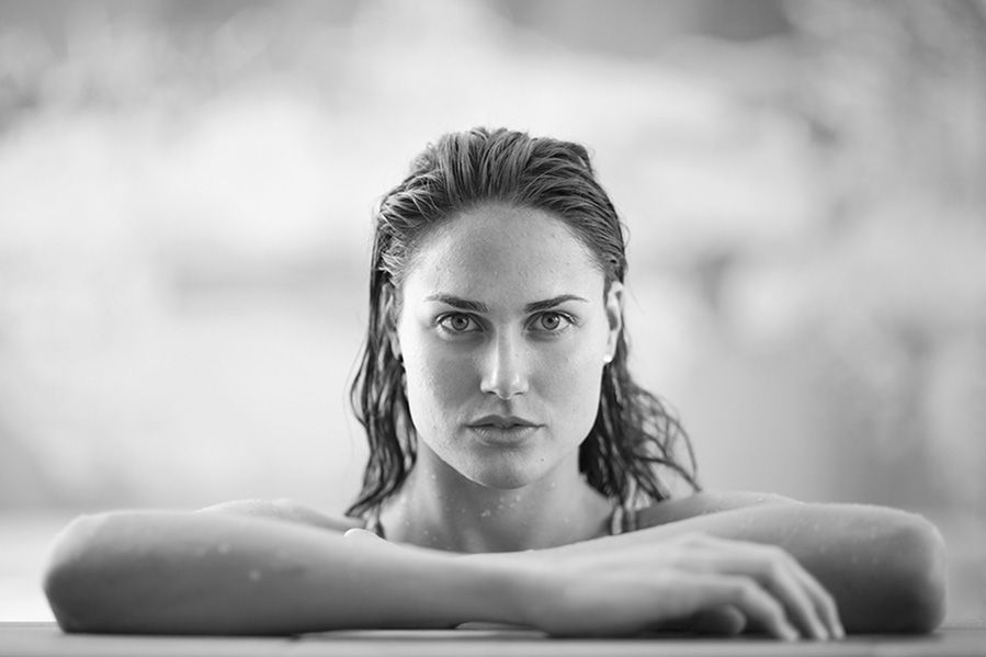 Jakabos Zsuzsa úszó