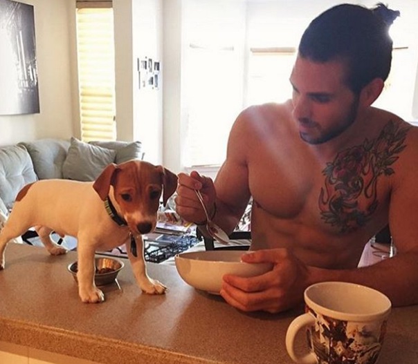 Nagyobb sikerük van a nőknél a kutyás férfiaknak – a képek után Te sem vonod majd kétségbe!