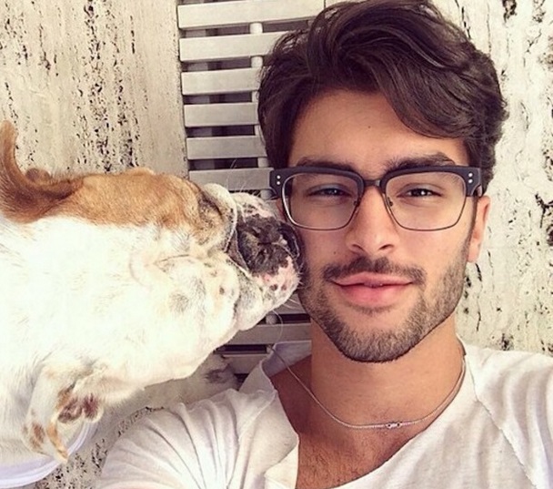 Nagyobb sikerük van a nőknél a kutyás férfiaknak – a képek után Te sem vonod majd kétségbe!