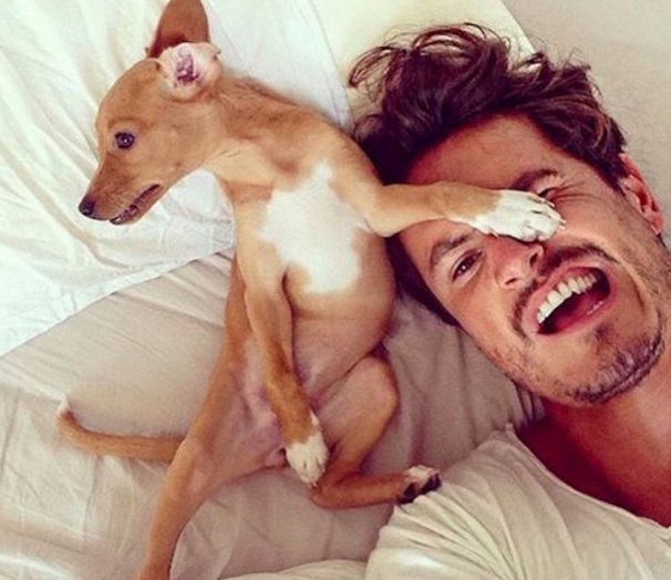 Nagyobb sikerük van a nőknél a kutyás férfiaknak – a képek után Te sem vonod majd kétségbe!