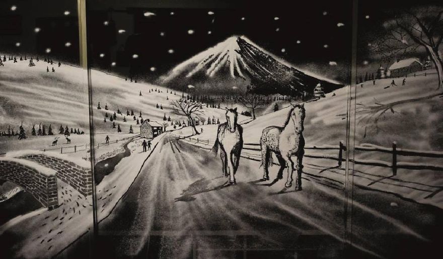 Bámulatos festményeket készít hósprayvel az ablakokra - képek