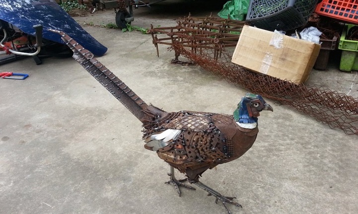 Fémhulladékból készít lenyűgöző állatszobrokat a művész - fotók