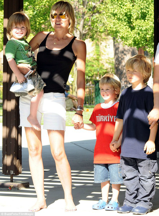 Így néz ki Sharon Stone nagyfia Így néz ki Sharon Stone nagyfia