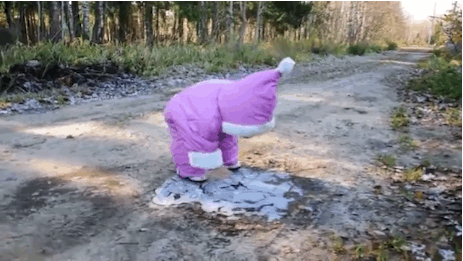 15 vicces jeges és havas gif, amin garantáltan te is nevetni fogsz 15 vicces jeges és havas gif, amin garantáltan te is nevetni fogsz