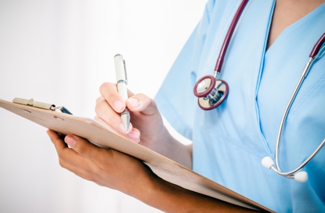 Ha jogosítványt akarsz, mostantól alvásvizsgálatra is szükség lehet