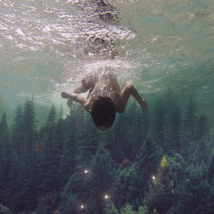 Lenyűgöző, szürreális fotók mindössze egy iPhone segítségével Lenyűgöző, szürreális fotók mindössze egy iPhone segítségével