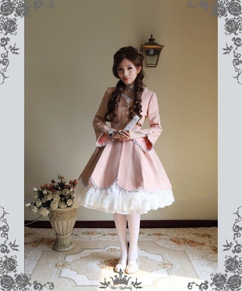  Lolita - a porcelánillatú stílus a múltból