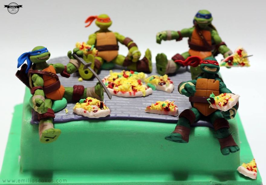 Bármiből édességet formáz a tehetséges tortaszobrász - fotók