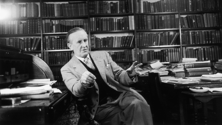 Tolkien: élete izgalmasabb a Gyűrűk Uránál