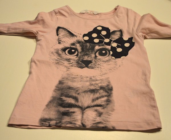 Csináld magad: kinőtt pólóból cuki párna