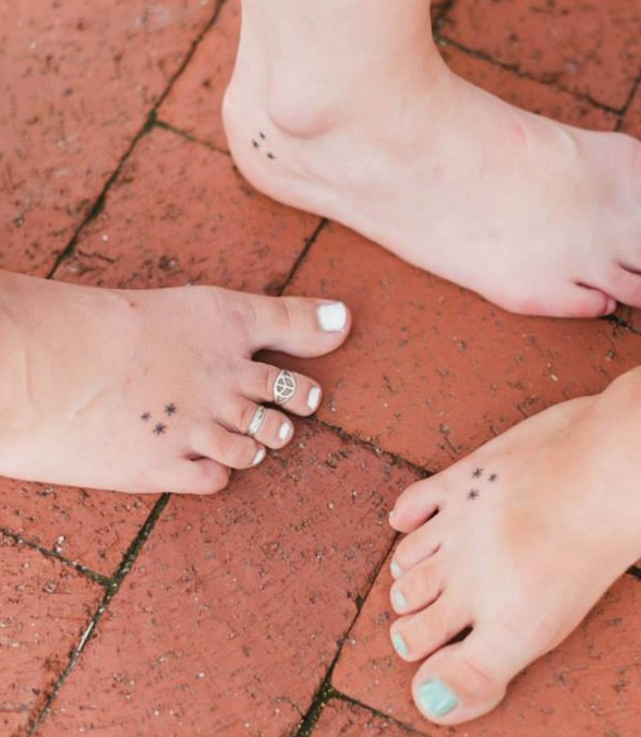 Hódítanak a mini tetoválások - képek