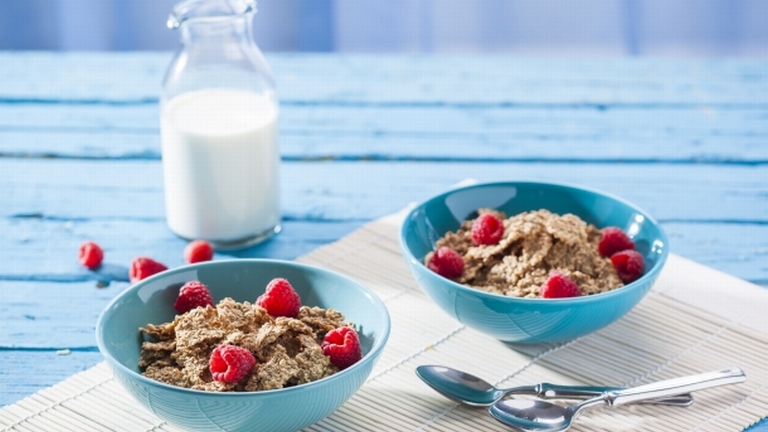 Nestlé OATS -Ropogós gabonapehely zabbal Nestlé OATS -Ropogós gabonapehely zabbal