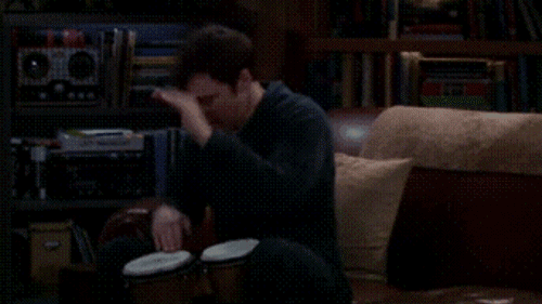 Gifekben egy közös Agymenők Jóbarátok epizód, amit tuti megnéznénk Gifekben egy közös Agymenők Jóbarátok epizód, amit tuti megnéznénk